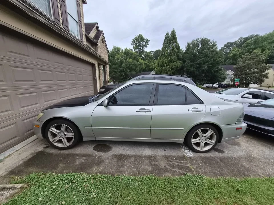 2001 Lexus IS 1st Gen - Image 3 of 10