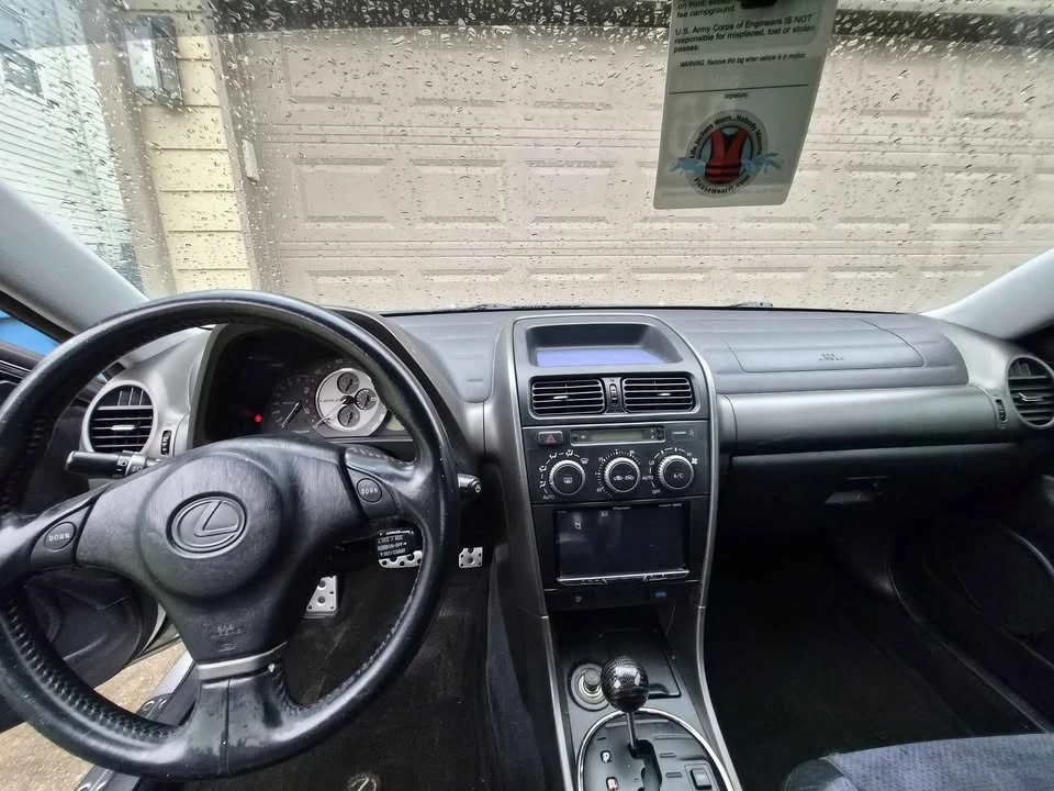 2001 Lexus IS 1st Gen - Image 7 of 10