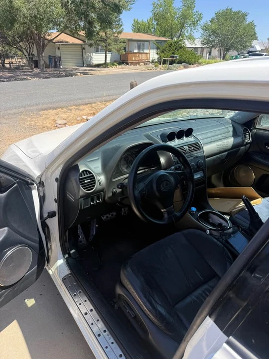 2001 Lexus IS 1st Gen - Image 5 of 9