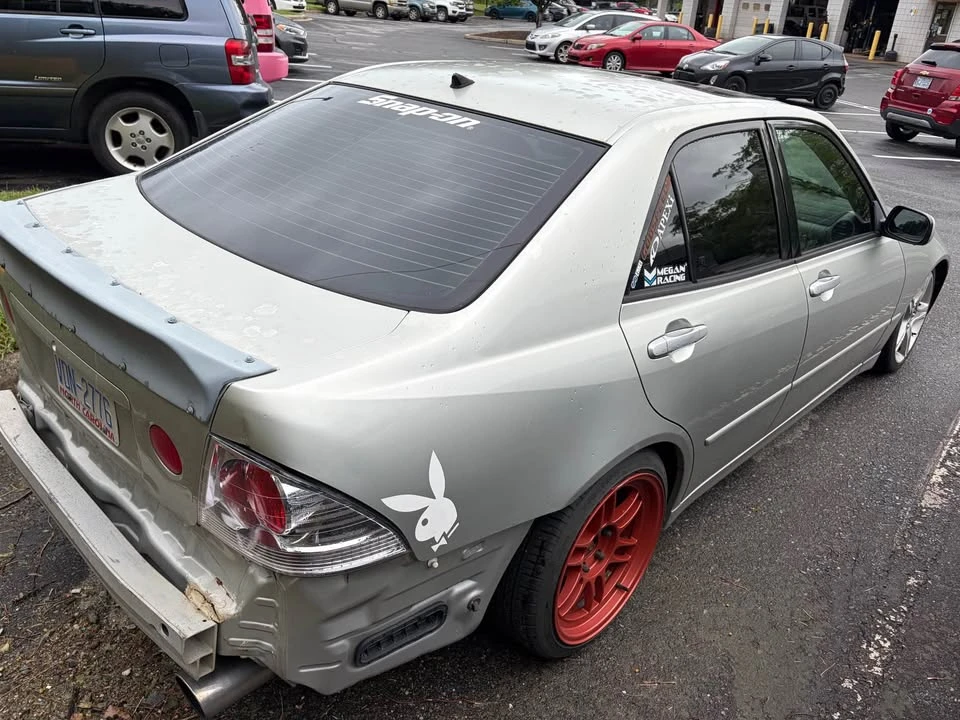 2001 Lexus IS 1st Gen - Image 3 of 12