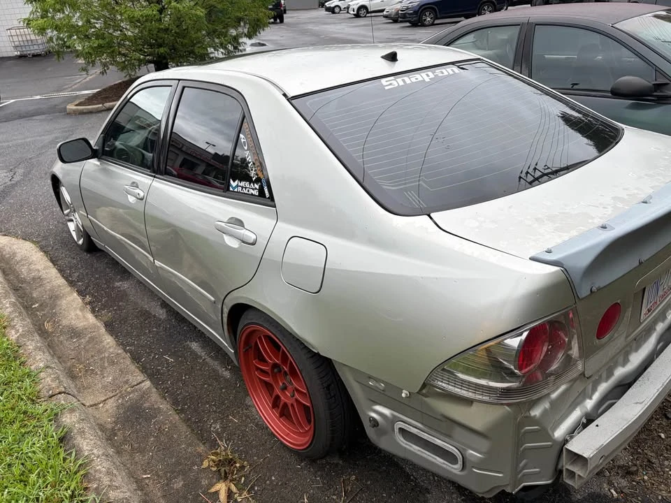 2001 Lexus IS 1st Gen - Image 4 of 12