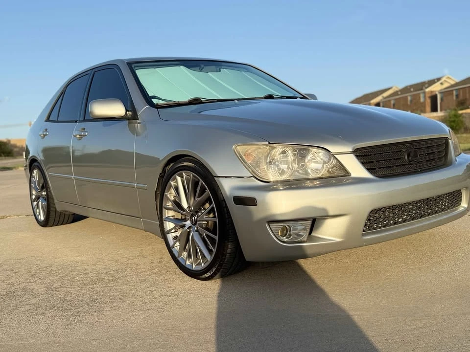 2001 Lexus IS 1st Gen - Image 4 of 19