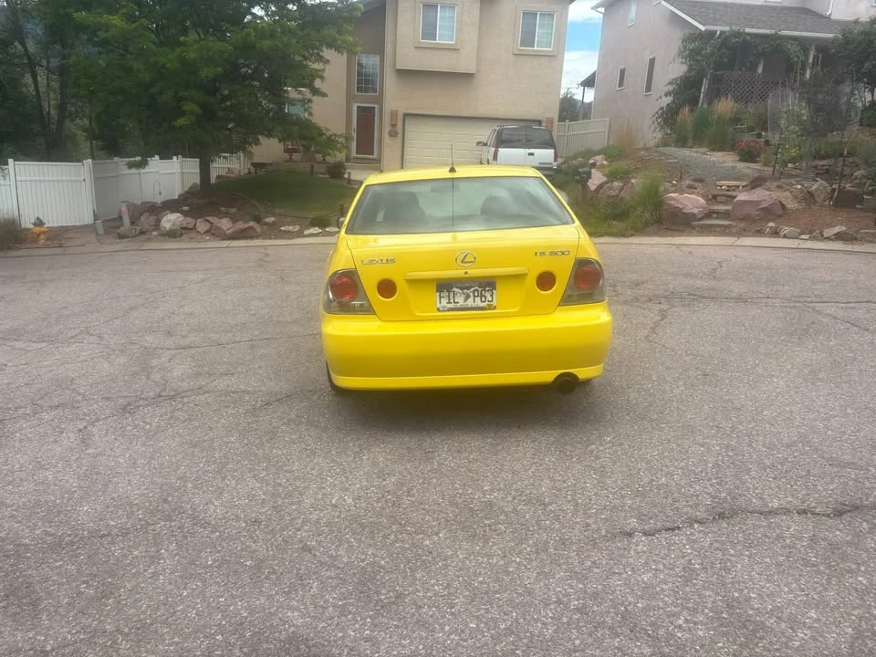 2001 Lexus IS 1st Gen - Image 2 of 8