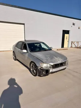 2001 Lexus IS 300 Sedan 4D