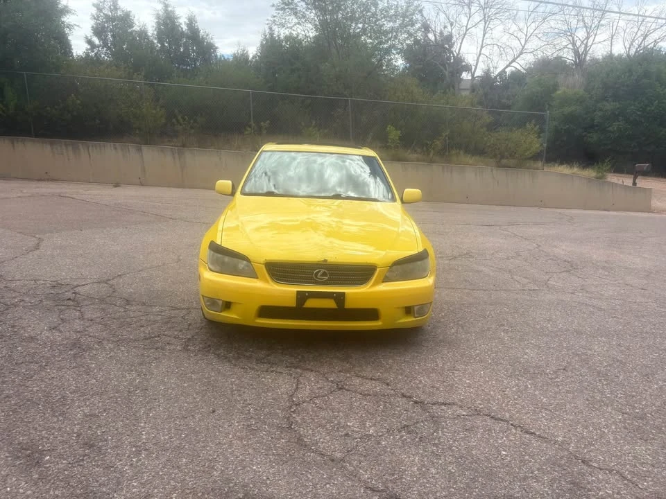 2001 Lexus IS 1st Gen - Image 4 of 8