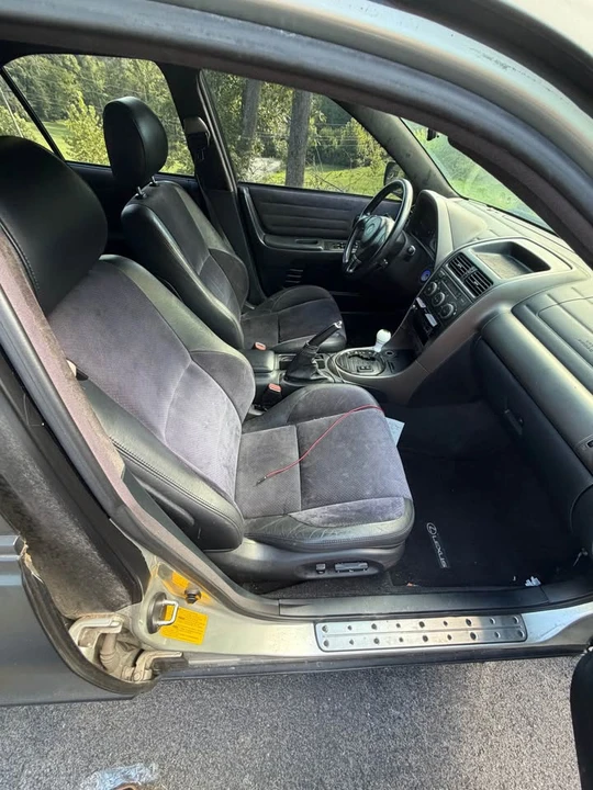 2001 Lexus IS 1st Gen - Image 12 of 15