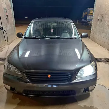 2001 Lexus IS 300 Sedan