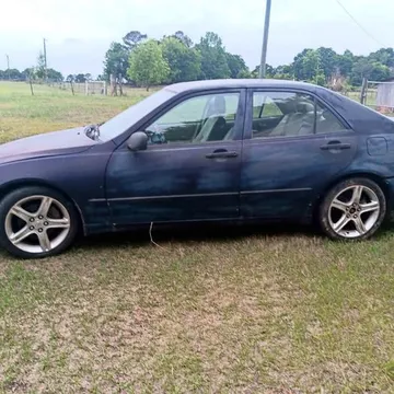 2001 Lexus IS 300 Sedan