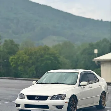 2001 Lexus IS 300 Sedan