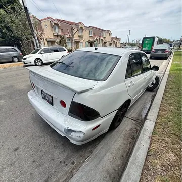 2001 Lexus IS 300 Sedan