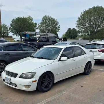 2001 Lexus IS 300 Sedan 4D