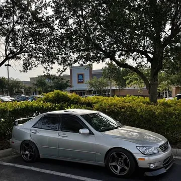2001 Lexus IS 300 Sedan 4D