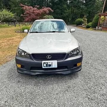 2001 Lexus IS 300 Sedan