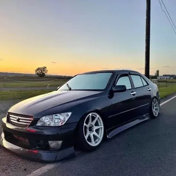 2001 Lexus IS 300 Sedan 4D