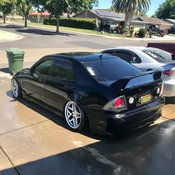 2001 Lexus IS 300 Sedan 4D