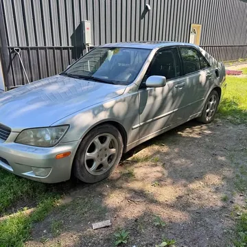2001 Lexus IS 300 Sedan 4D