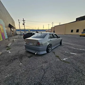 2001 Lexus IS 300 Sedan 4D
