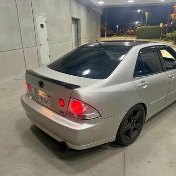2001 Lexus IS 300 Sedan