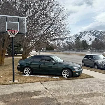 2001 Lexus IS 300 Sedan 4D