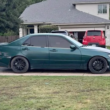 2001 Lexus IS 300