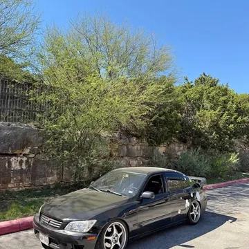 2001 Lexus IS 300 Sedan 4D