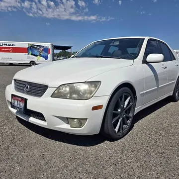 2001 Lexus IS 300 Sedan 4D