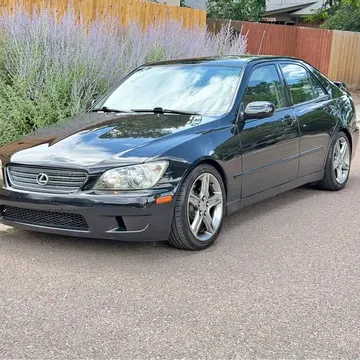 2001 Lexus IS 300 Sedan 4D