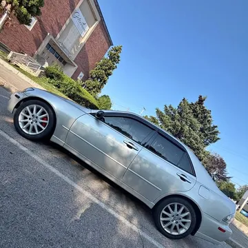 2001 Lexus IS 300 Sedan