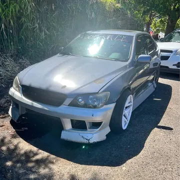 2001 Lexus IS 300 Sedan 4D