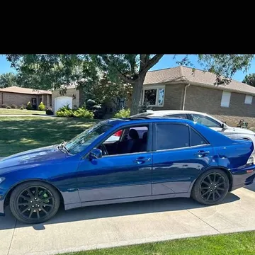 2001 Lexus IS 300 Sedan 4D