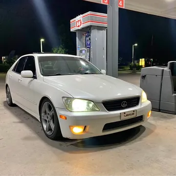 2001 Lexus IS 300 Sedan 4D
