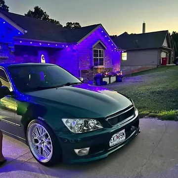 2001 Lexus IS 300 Sedan 4D