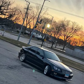 2001 Lexus IS 300 Sedan 4D