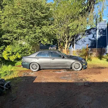 2001 Lexus IS 300 Sedan 4D