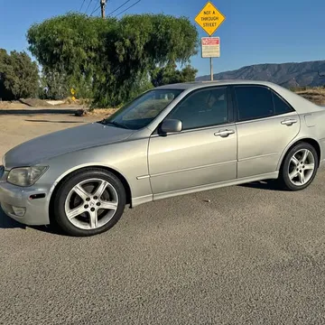 2001 Lexus IS 300 Sedan 4D