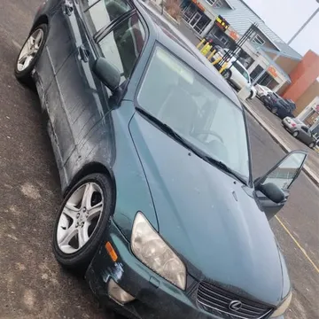 2001 Lexus IS300