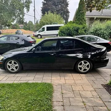 2001 Lexus IS300