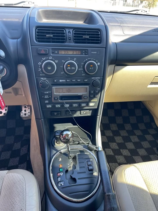 2001 Lexus IS 1st Gen - Image 4 of 5