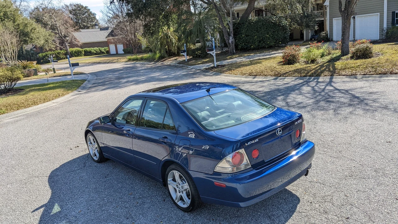 2001 Lexus IS 1st Gen - Image 7 of 31