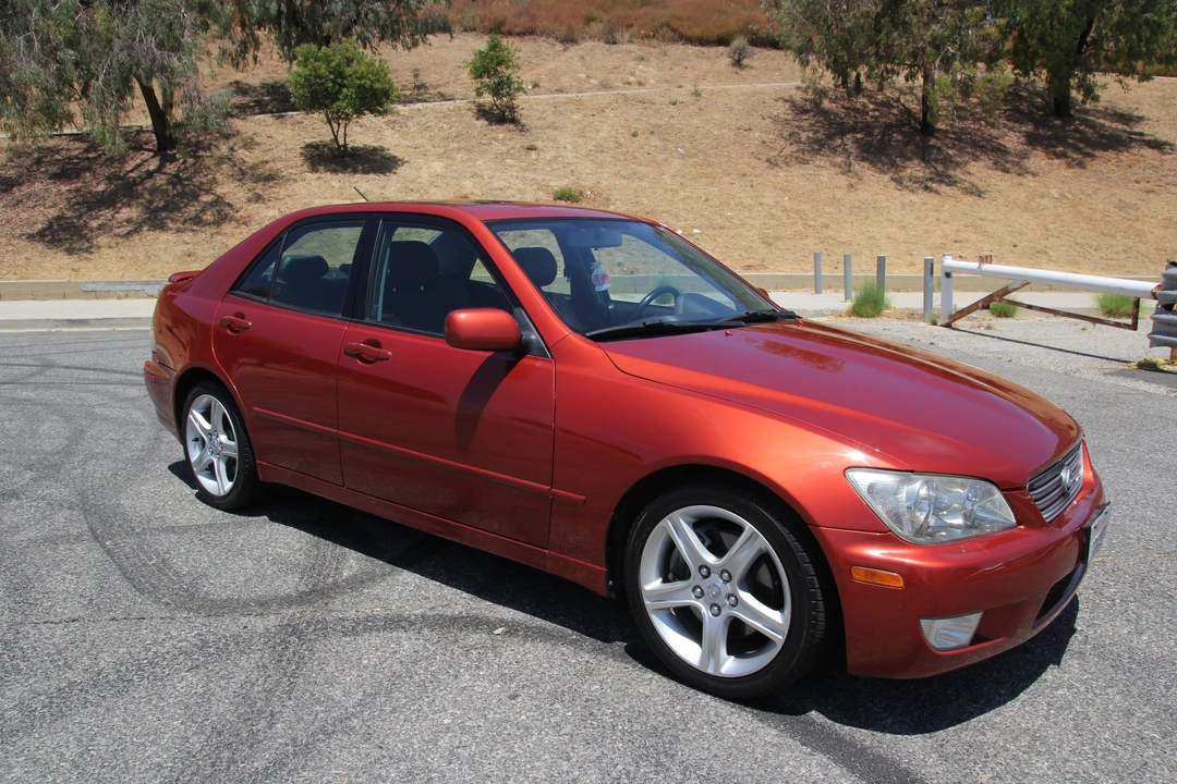 2001 Lexus IS 1st Gen - Image 6 of 31