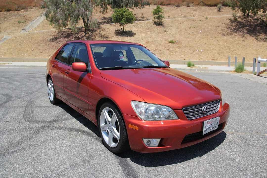 2001 Lexus IS 1st Gen - Image 4 of 31