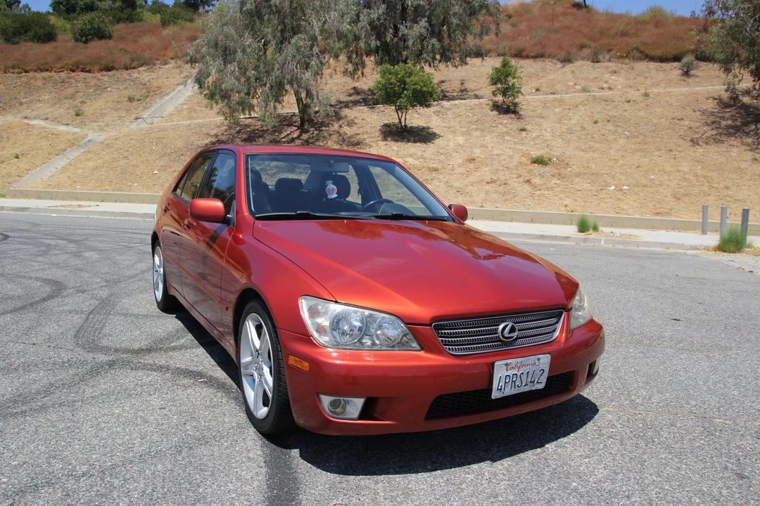 2001 Lexus IS 1st Gen - Image 3 of 31