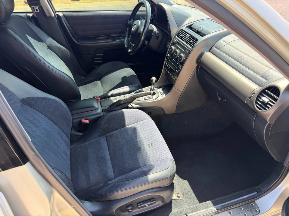 2001 Lexus IS 1st Gen - Image 5 of 7