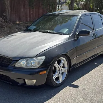 2001 Lexus IS300