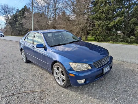 2001 Lexus IS300