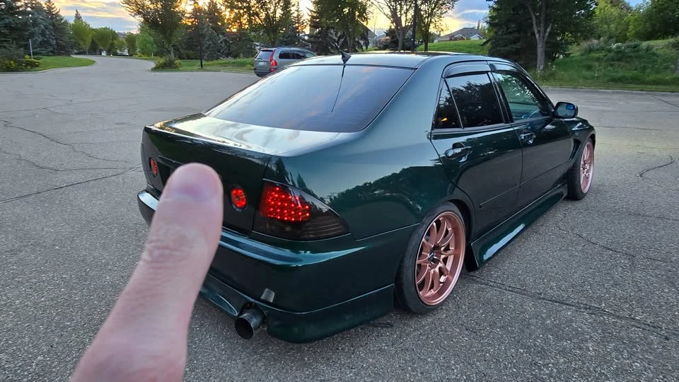 2001 Lexus IS 1st Gen - Image 5 of 15