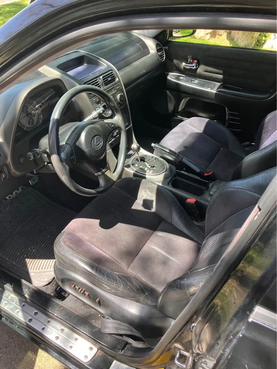2001 Lexus IS 1st Gen - Image 5 of 10