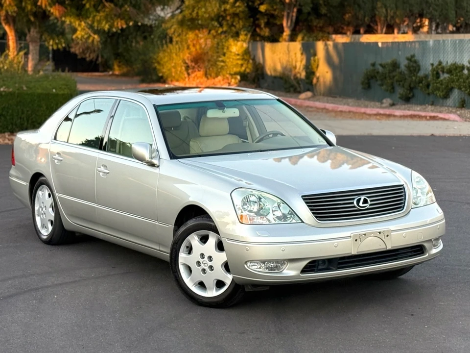 2001 Lexus LS 3rd Gen - Image 3 of 21
