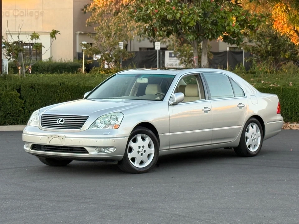 2001 Lexus LS 3rd Gen - Image 8 of 21