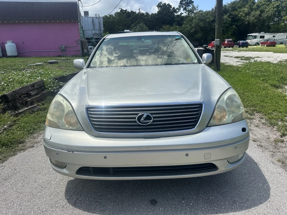 2001 Lexus LS 3rd Gen - Image 2 of 15